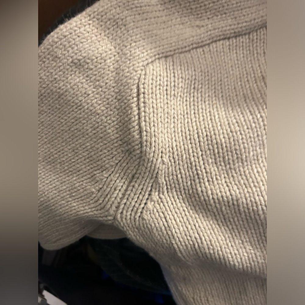 Everlane Crew Boxy Sweater in Oat Sand Almond Wool Cashmere chunky ribbed - Picture 5 of 7